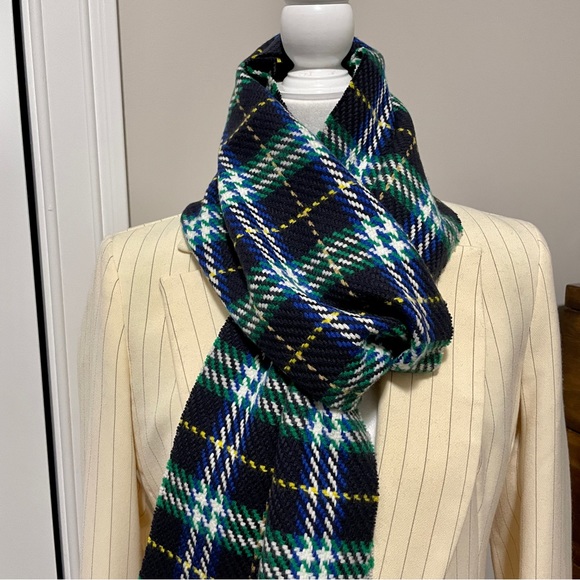 NWT Burberry Merino Wool Check Scarf - Picture 7 of 10